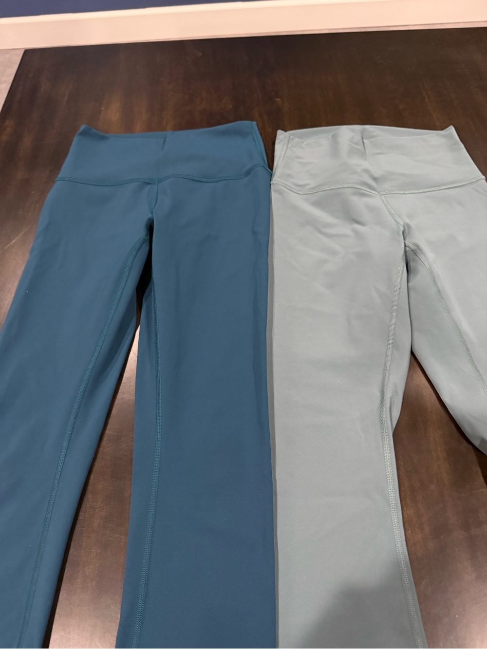Lululemon Wunder Under Leggings 25”- Size 4 
Bundle of 2